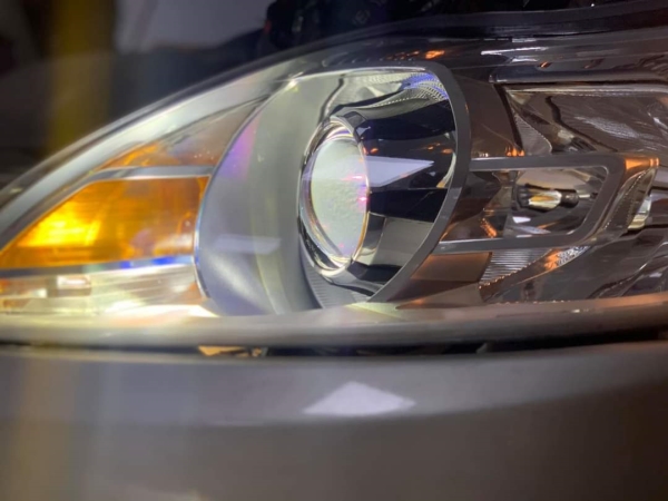 Độ đèn, nâng cấp ánh sáng - Nội Thất Ô Tô Quốc Phú - Quốc Phú Auto